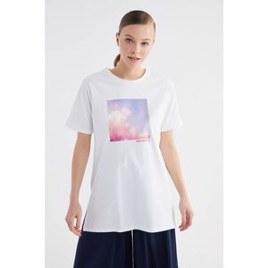 Trendyol White Printed Knitted T-Shirt-Tunic vyobraziť