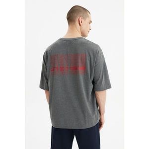 Trendyol Anthracite Men's Oversize Crew Neck Short Sleeve Printed T-Shirt vyobraziť