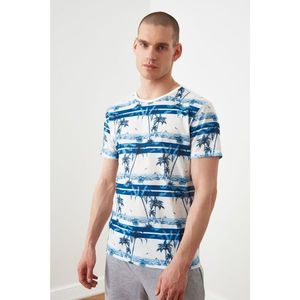 Trendyol Blue Men's Regular Fit Short Sleeve Tropical Print T-Shirt vyobraziť
