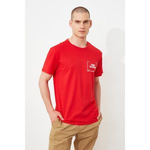 Trendyol Red Men's Regular Fit Crew Neck Short Sleeve T-Shirt vyobraziť