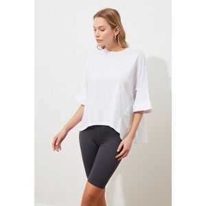 Trendyol White Asymmetric Knitted T-Shirt vyobraziť