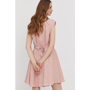 Šaty Answear Lab ružová farba, mini, rovné vyobraziť