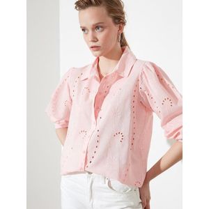 Ružová dámska voľná košeľa s madeirou Trendyol vyobraziť