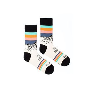 Viacfarebné vzorované ponožky Ráno na horách vyobraziť