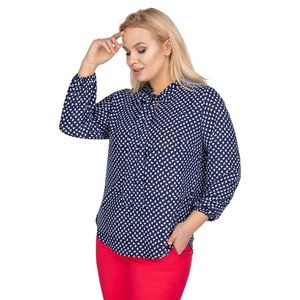 blouse with a shirt cut with a font vyobraziť