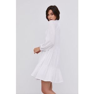 Šaty Answear Lab biela farba, mini, áčkový strih vyobraziť
