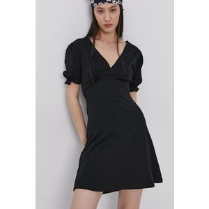 Šaty Tally Weijl čierna farba, mini, rovné vyobraziť