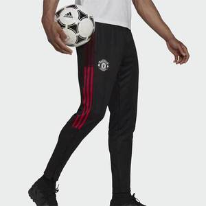 Tepláky Adidas Manchester United Trackpants black - M vyobraziť