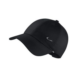 Čierna čiapka Nike vyobraziť