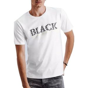 Biele tričko s nápisom black vyobraziť