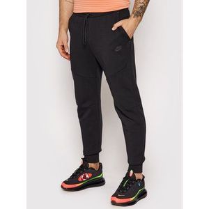 Nike Teplákové nohavice Nsw Tech Fleece CU4495 Čierna Slim Fit vyobraziť