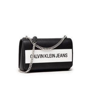 Calvin Klein Jeans Kabelka Ew Flap Convertible K60K608562 Čierna vyobraziť