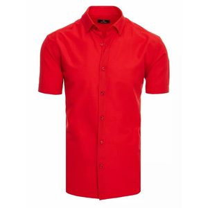 Elegantná červená košeľa vyobraziť