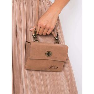 Light brown triangular leather handbag vyobraziť