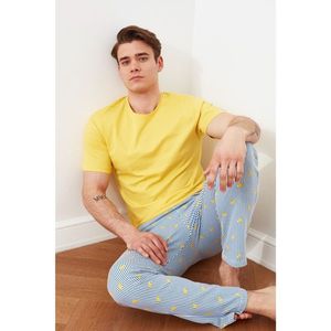 Trendyol Yellow Patterned Knitted Pyjama Set vyobraziť