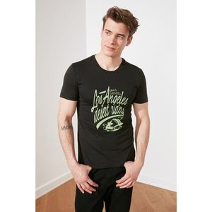 Trendyol Black Male Slim Fit Bike Collar Zero Sleeve Printed T-Shirt vyobraziť