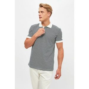 Trendyol Black Men's Slim Fit Short Sleeve Buttoned Polo Neck T-shirt vyobraziť