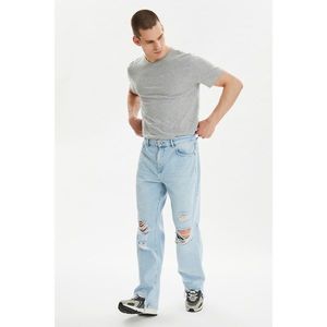 Trendyol Blue Men's Ripped Detailed Regular Fit Jeans vyobraziť