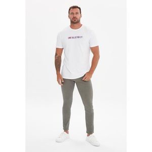 Trendyol White Men's Regular Fit Short Sleeve Hologram Printed T-Shirt vyobraziť