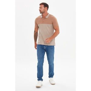Trendyol Brown Men's Slim Fit Short Sleeve Polo Neck T-shirt vyobraziť
