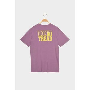 Trendyol Purple Men's Regular Fit Crew Neck Short Sleeve Printed T-Shirt vyobraziť