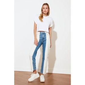 Trendyol White Blue Color Blocked High Waist Straight Jeans vyobraziť