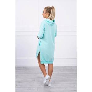 Dress with a hood and longer back mint vyobraziť