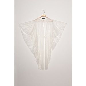 Trendyol White Lace Detailed Waist Belted Beach Dress vyobraziť