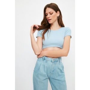 Trendyol Light Blue Front Oval Crop Ribbed Knitted Blouse vyobraziť