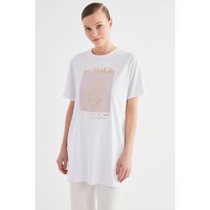 Trendyol White Printed Knitted Tunic-T-Shirt vyobraziť