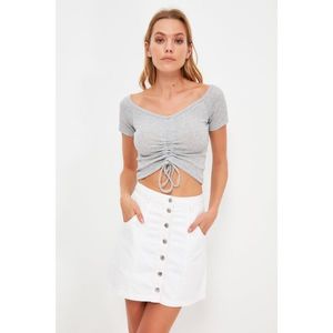 Trendyol Gray-Pink 2-pack Ruffle Detailed V Neck Crop Knitted Blouse vyobraziť