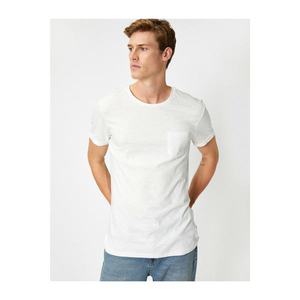 Koton Men's White Cotton Crew Neck Short Sleeve T Shirt with Pocket vyobraziť
