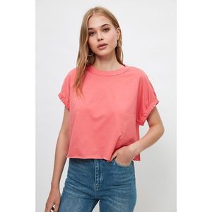 Trendyol Pink Crop Knitted T-Shirt vyobraziť