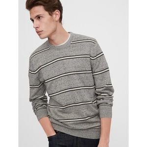 GAP Sweater vyobraziť