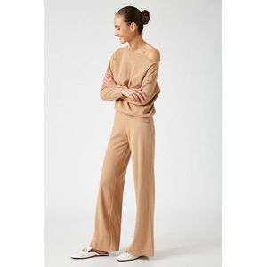 Koton Women Camel Feather Jeans vyobraziť