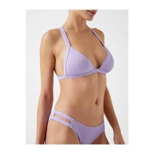 Koton Women's Purple Back Detail Bikini Top vyobraziť