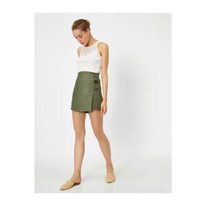 Koton Women's Green Buttoned Short Skirt vyobraziť