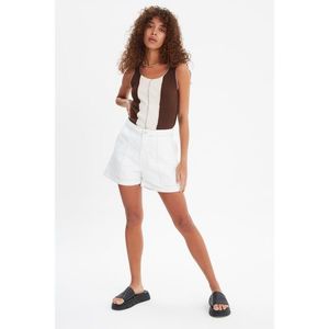 Trendyol White Contrast-Thread Denim Shorts vyobraziť
