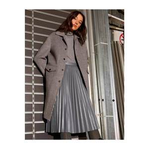 Koton Women Gray Pleated Faux Leather Skirt vyobraziť
