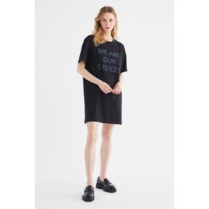 Trendyol Black Printed T-shirt Knitted Dress vyobraziť