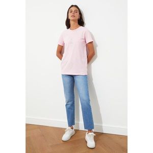 Trendyol Pink Embroidered Basic Knitted T-Shirt vyobraziť