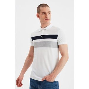 Trendyol Ecru Men's Slim Fit Short Sleeve Striped Polo T-shirt vyobraziť