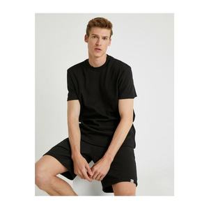 Koton Men's Black Regular Fit Cotton Short Sleeve T-Shirt vyobraziť