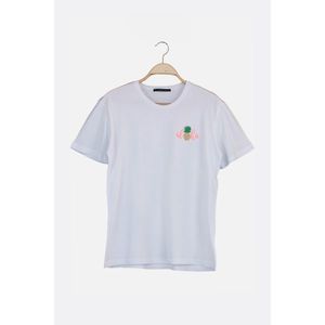 Trendyol White Men's Slim Fit Short Sleeve Pineapple Embroidered T-Shirt vyobraziť