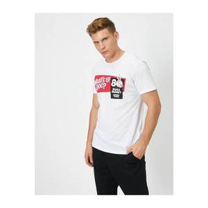 Koton Men's White Short Sleeve Bugs Bunny Printed T-Shirt vyobraziť