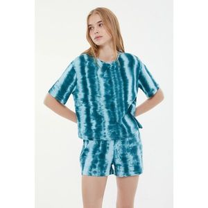 Trendyol Green Batik Patterned Knitted Pajamas Set vyobraziť