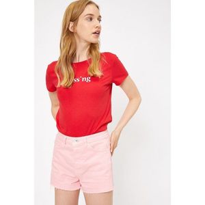 Koton Women's Pink Normal Waist Pocket Detailed Shorts vyobraziť