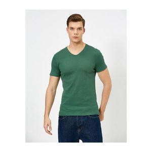 Koton V Neck Lycra Flexible Fabric Slim Fit T-shirt vyobraziť