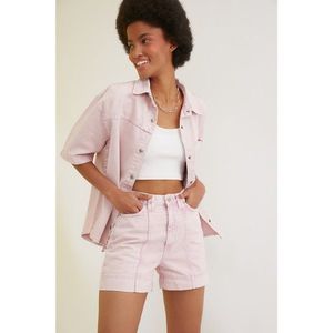 Trendyol Pink Wash Effect Sewing Detail Denim Shorts vyobraziť