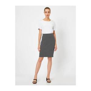 Koton Knee-Length Polka-Estuary Pencil Skirt vyobraziť